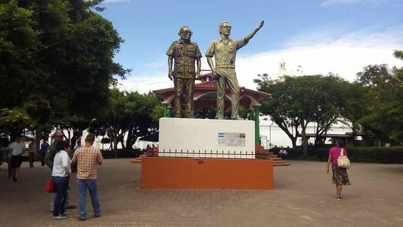 Monumento a Carlos Fonseca y Thomas Borge