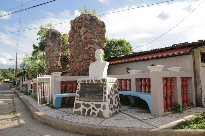 Monumento en honor al coronel José Santos López - Yalagüina