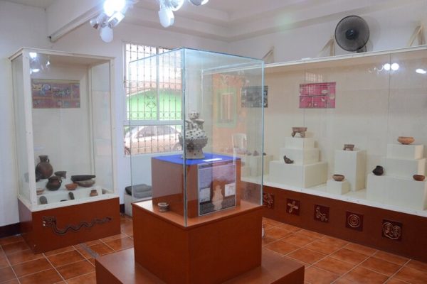 Museo Chorotega Interno di Enrique Berio Mantica