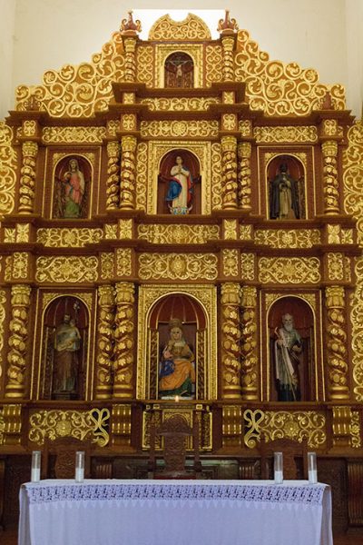 Altar Mayor de la iglesia de Santa Ana - Nandaime