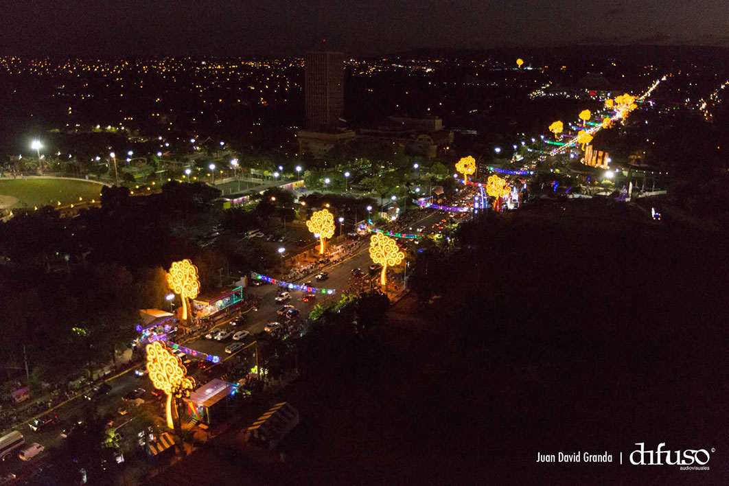 Allee von Bolívar nach Chávez_managua_arquitectura7