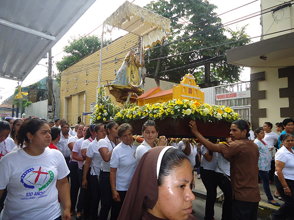 Celebration of Virgen de los Remedios quezalguaque_fiestasp_gal4