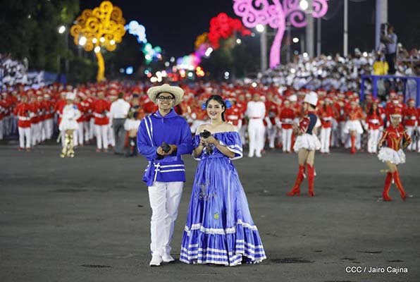 Patriotische Parade-Managua