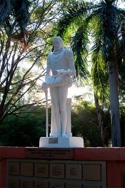 Francisco-Hernández-de-Córdoba_leon_cultura13