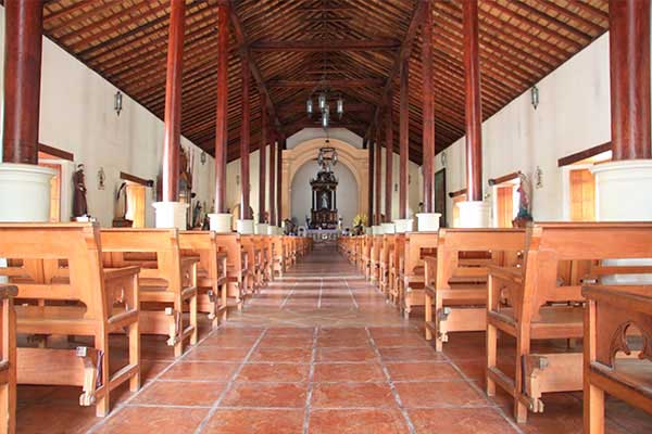 Interior of Our Lady of the Assumption Parish_masaya_arquitectura_gal7