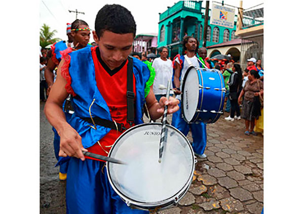 Fiestas de Mayo Ya_bluefields_fiestasp_gal5