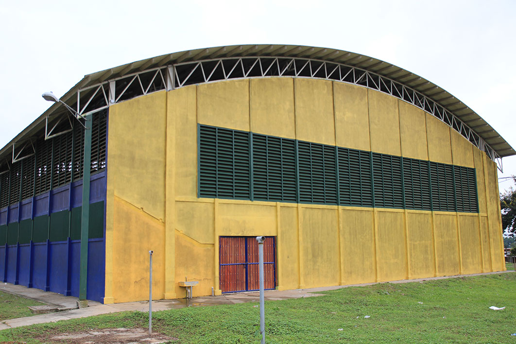 Cancha polideportiva nuevaguinea_arquitectura1