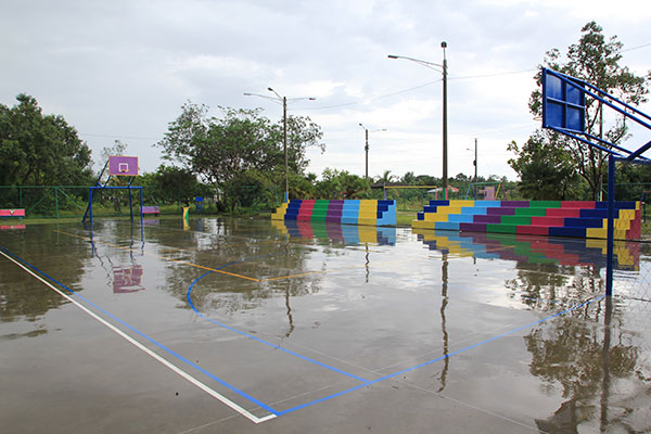 Cancha municipal lagunaperla_arquitectura_gal6