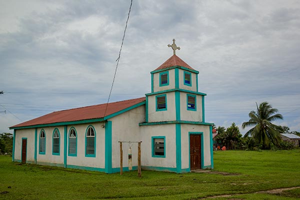 Iglesia Anglicana San Felipe de Karawala desembocadura-arquitetura1