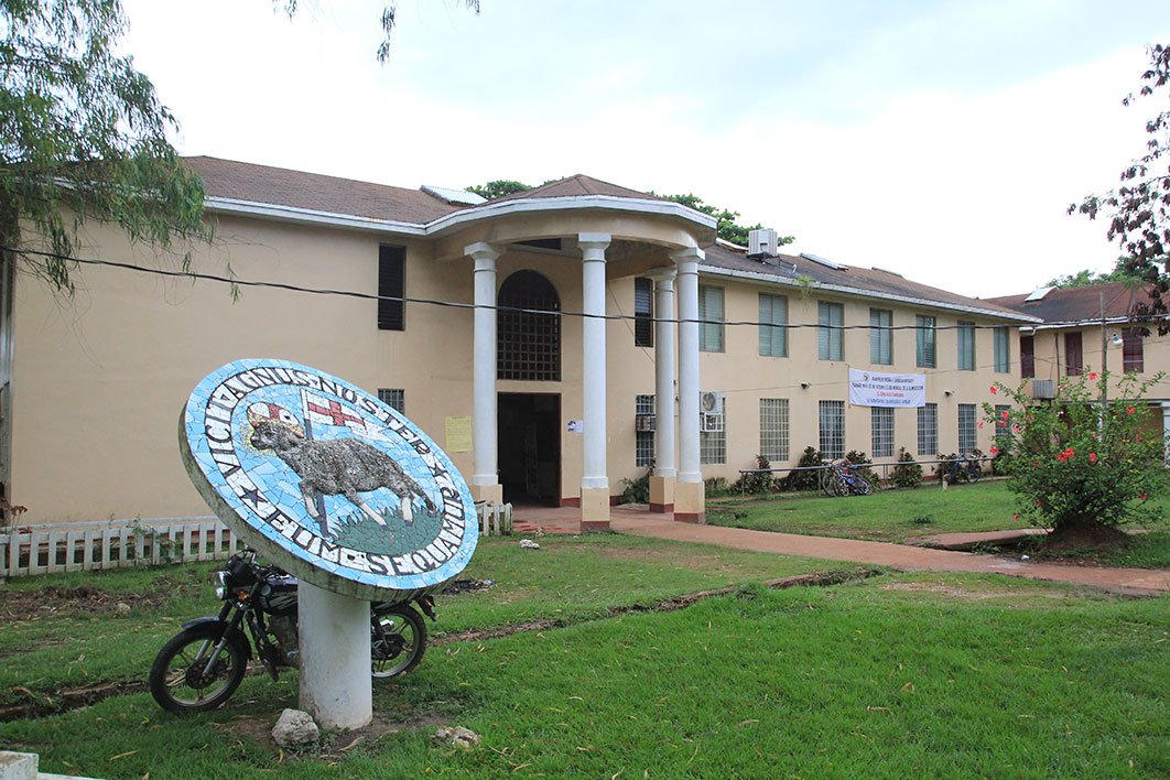 Bluefields Indian Caribbean University_puertocabezas_architecture