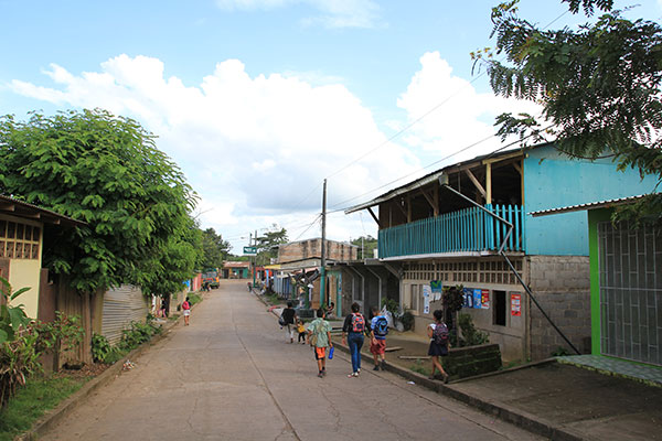 Calle y casas tradicionales_mulukuku_arquitectura_gal3